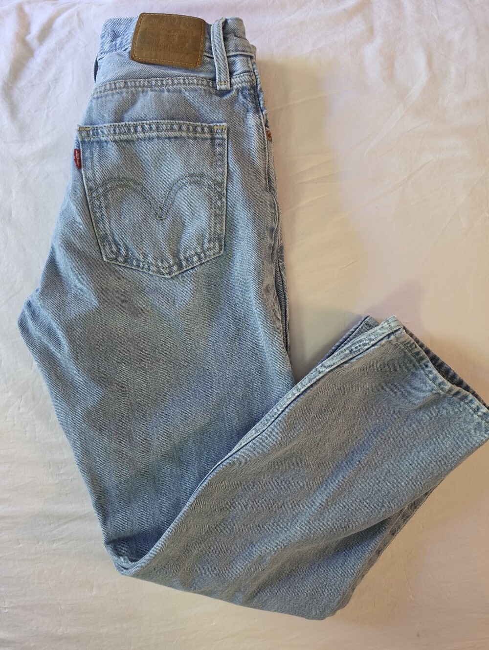 Levi's Premium Dad Jean Light Wash Denim 100% Cotton High Rise Straight Leg W24